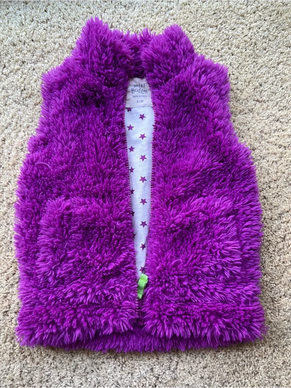 Mini Boden Girls' Plush Furry Vest - Vibrant Magenta, size 2-3Y